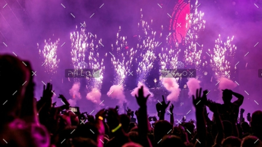 demo-attachment-32-purple-fireworks-effect-1190298